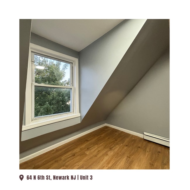 Building Photo - 64 N 6th St