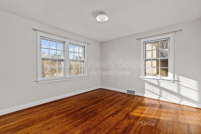 Building Photo - 1150 N Florissant Rd