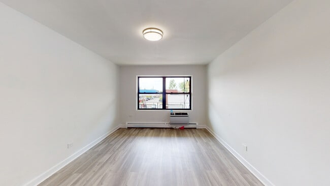 Building Photo - 8100 Oakton St