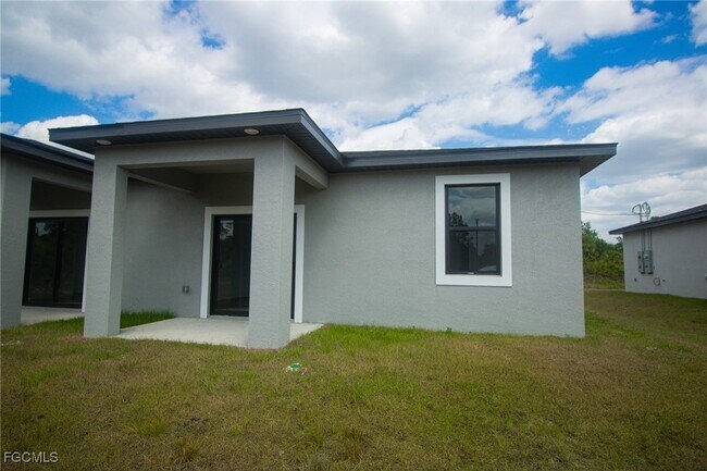 Building Photo - 510 Hurd Ave