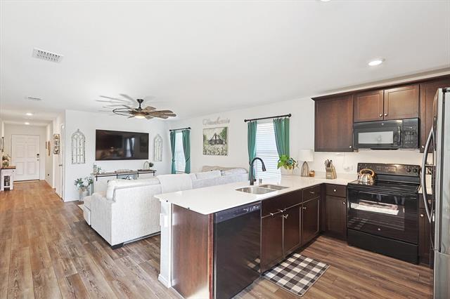 Building Photo - 5448 Finbrooke Dr
