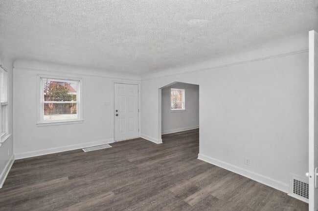 Building Photo - 19162 Conley St