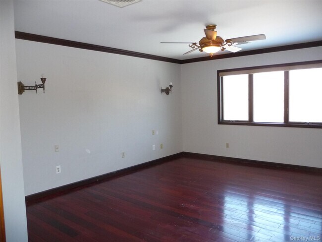 Building Photo - 49 Lane Gate Rd