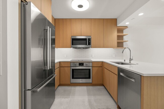 Building Photo - Brand New Condo/Sky Ala Moana/1BR, 1BA, 1P...