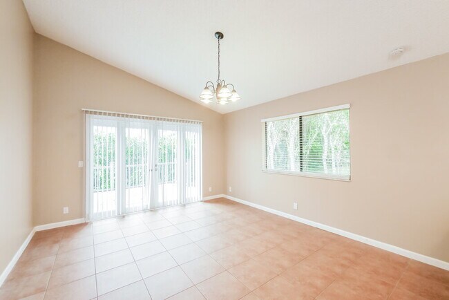 Building Photo - 575 NW 38th Ave