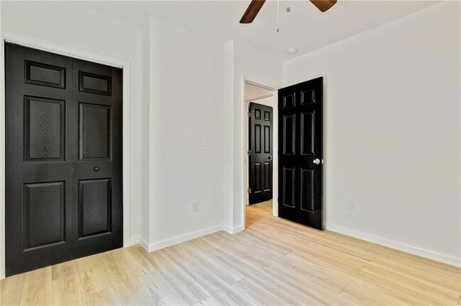 Building Photo - 87 Hennon Dr NW