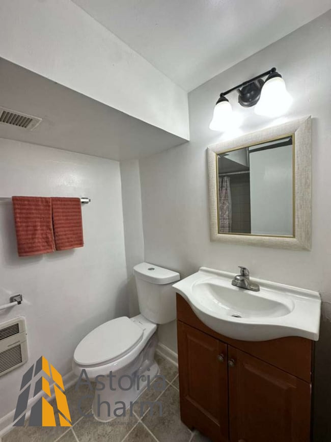 Building Photo - One month free on a 13-month lease or $1,846/month for 13 months with move in by February 15