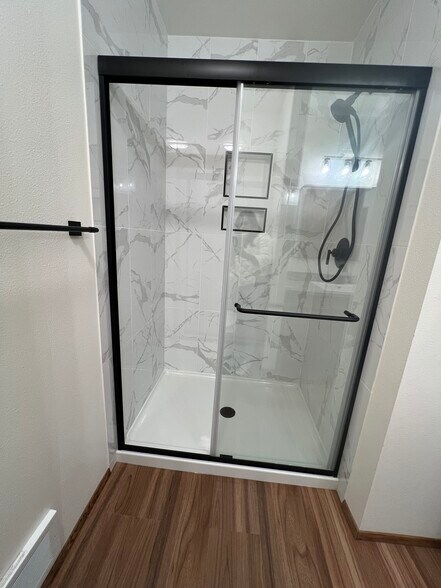 Building Photo - 1045 S 3rd Ave