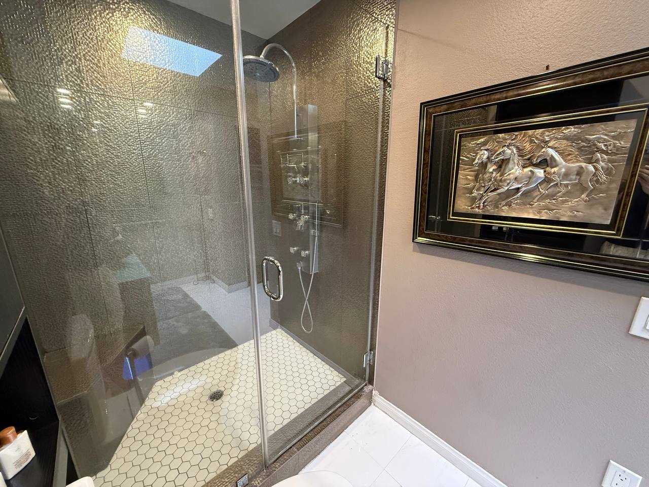 Building Photo - 21620 Burbank Blvd