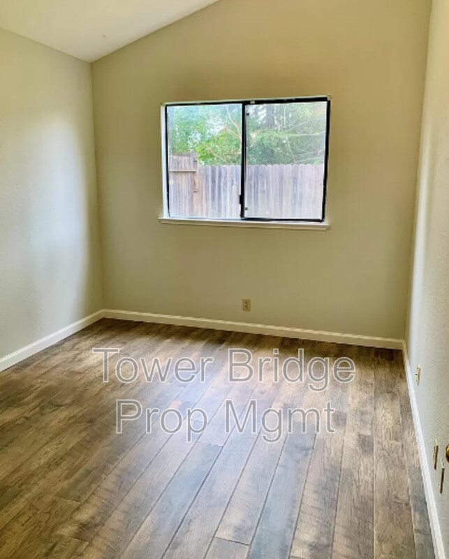 Building Photo - 1349 Chignahuapan Way