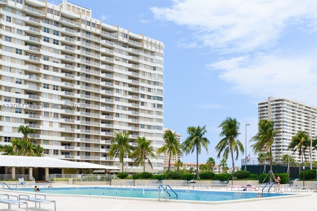 Building Photo - 1950 S Ocean Dr