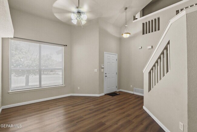 Building Photo - 2933 Pebble Rock Pl