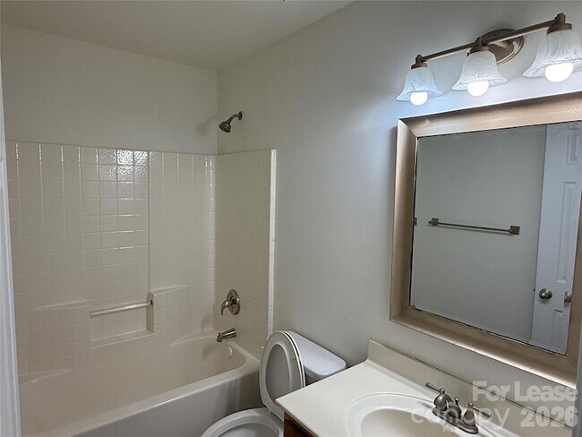 Building Photo - 10931 Chastain Parc Dr