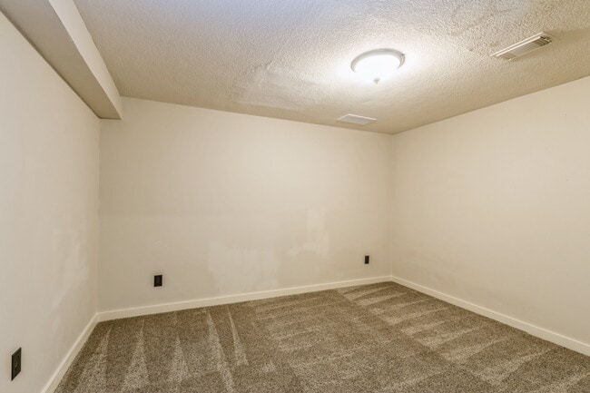 Building Photo - 7808 W 158th Pl