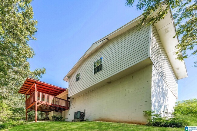 Building Photo - 114 Redstone Way