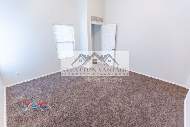 Building Photo - 17739 W Redfield Rd