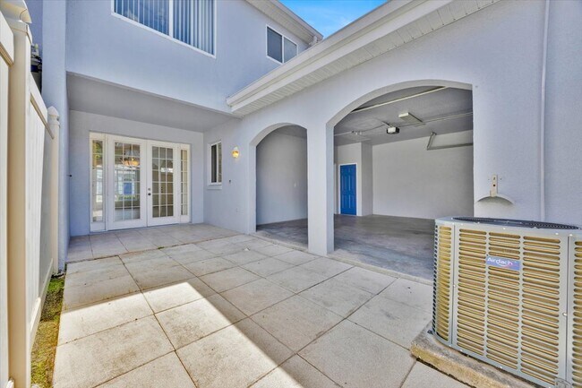 Building Photo - 2051 Island Brook Ln