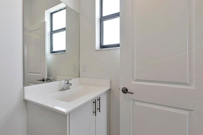 Building Photo - 13304 SW 286th Ter