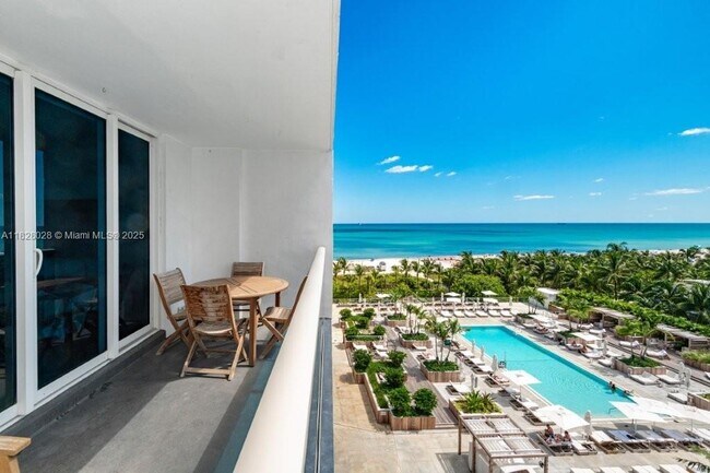 Building Photo - 2301 Collins Ave