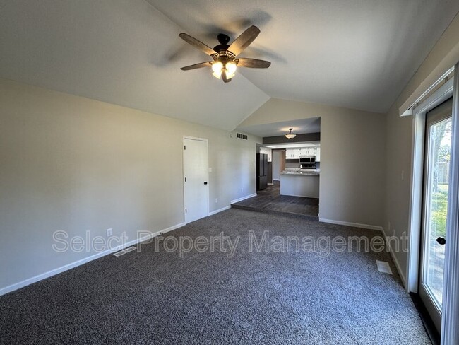 Building Photo - 6302 Papago Ct