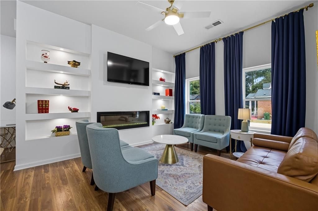 Building Photo - 1278 Plaza Ave