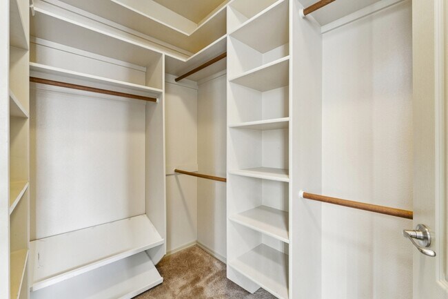 Building Photo - 1661 W Puzzle Crk Ct