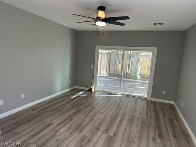 Building Photo - 2759 Foxtail Creek Ave