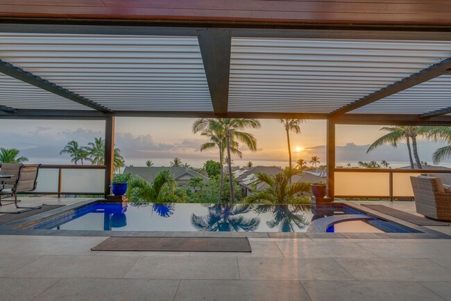 Building Photo - 604 Anapuni Lp