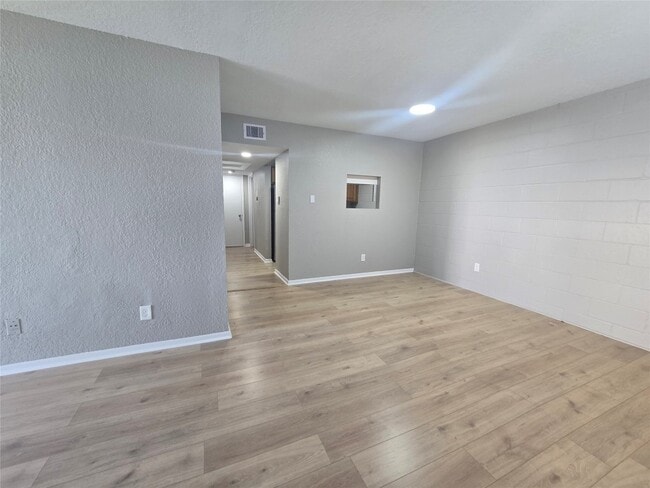 Building Photo - 4217 Sealy Ave