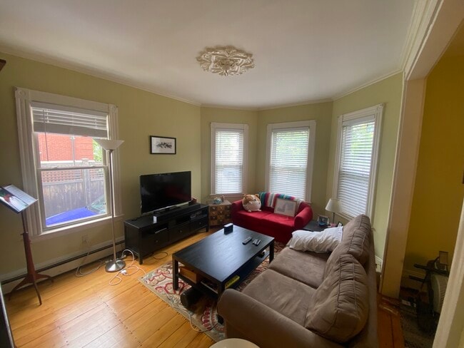 Building Photo - 20 Norris St