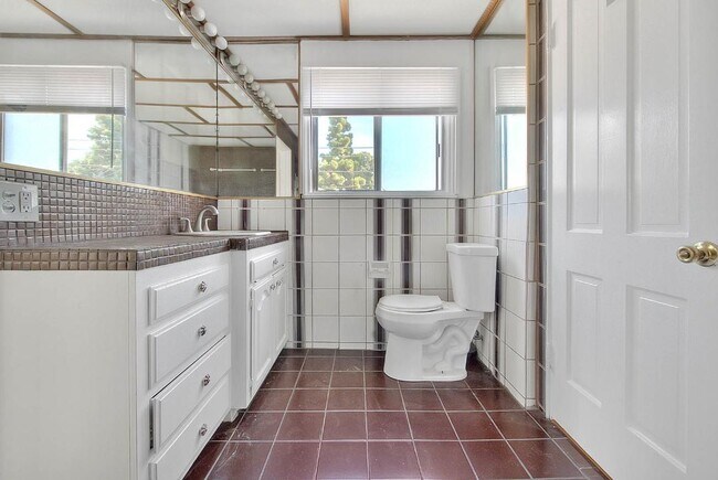 Building Photo - 4088 Creed Ave