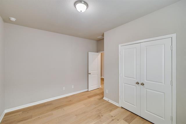 Building Photo - 5513 Deer Run Dr