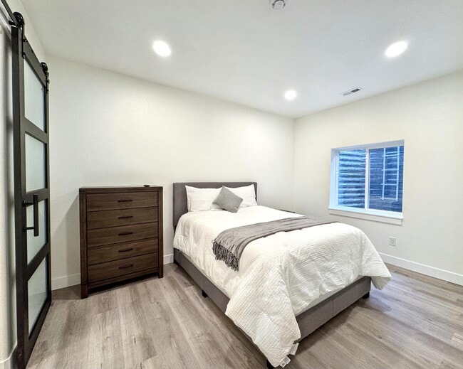 Building Photo - 10339 Wrangell Cir