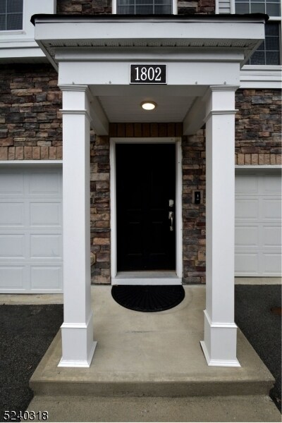 Building Photo - 1802 Devon Ln