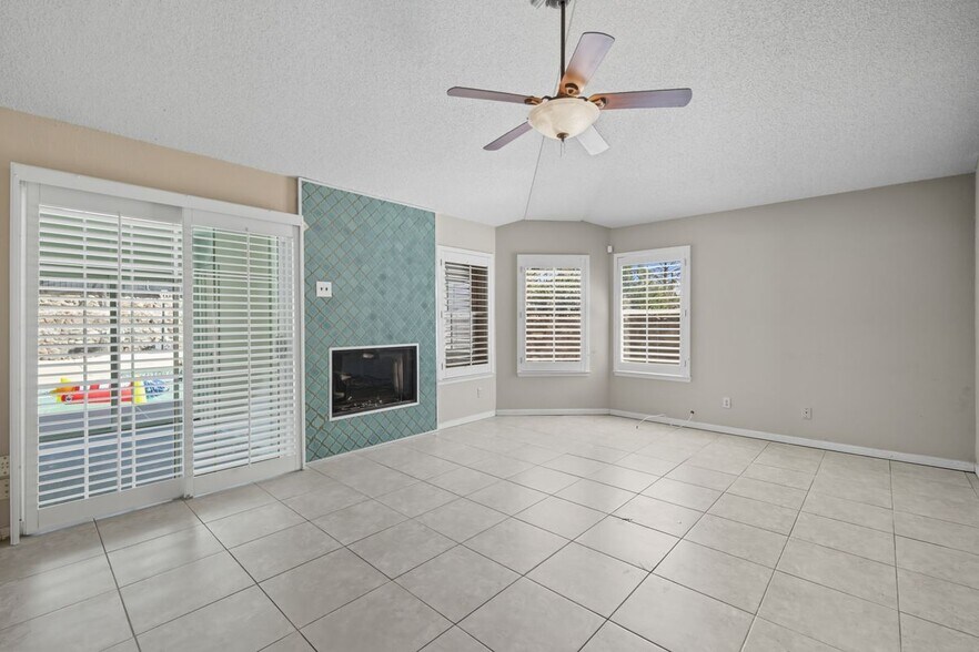 Building Photo - 1216 Velma Miles Pl