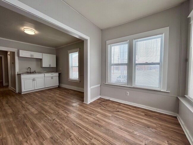 Building Photo - 2513 Sanford St