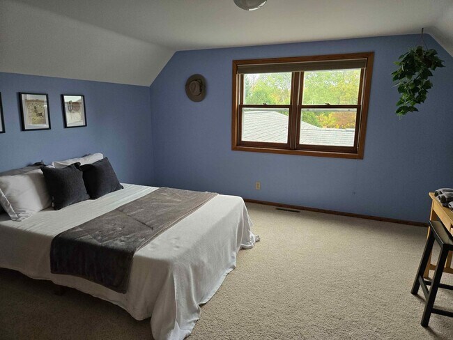 Building Photo - 14995 50th Ave