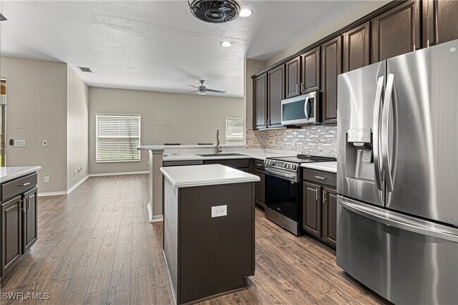 Building Photo - 8340 Silver Birch Way