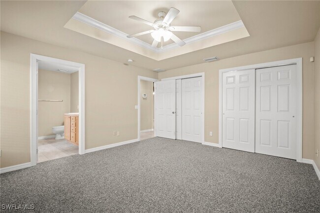 Building Photo - 722 SW 35th St