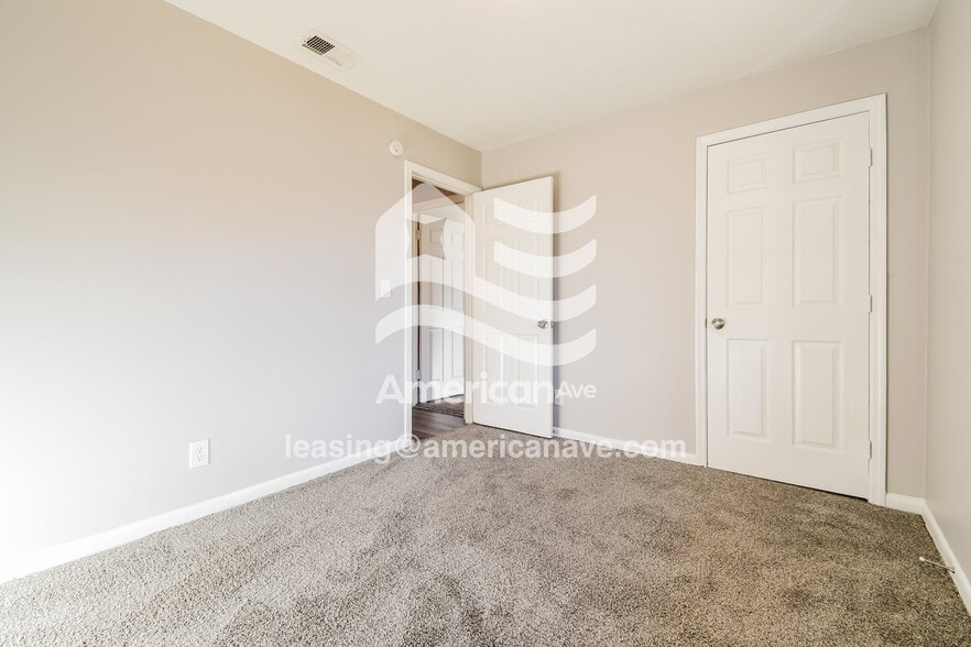 Building Photo - 4935 Lisa Ct