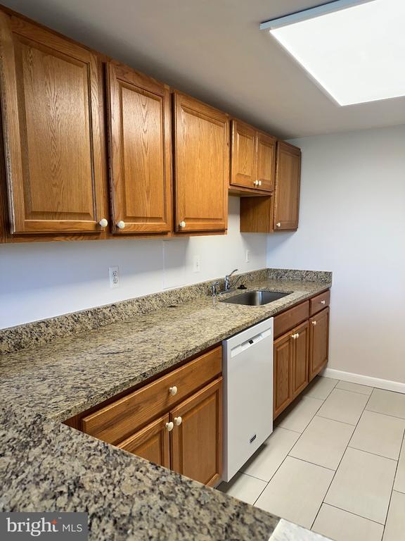 Building Photo - 4600 Duke St