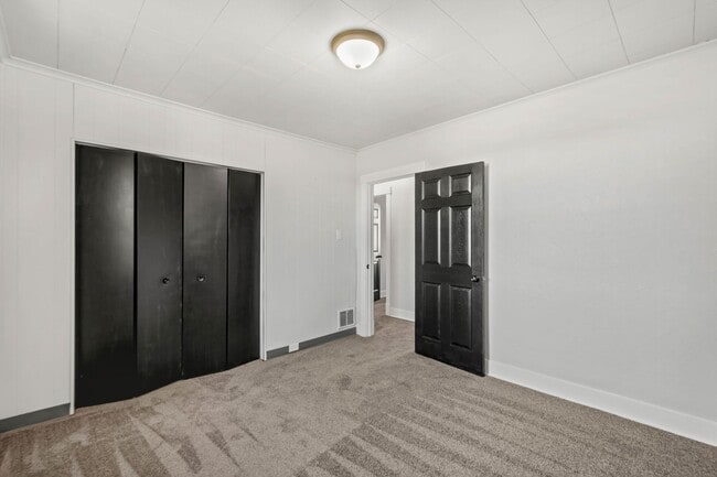 Building Photo - Stunning 3 bedroom home in Bon Air available September 1!