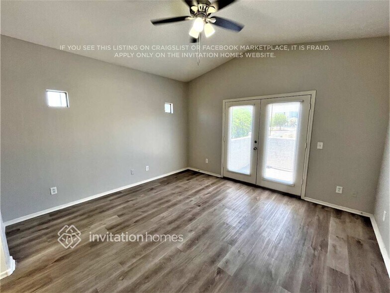 Building Photo - 13050 W Larkspur Rd