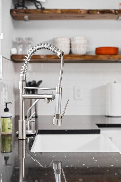 Building Photo - 1301 Ringgold Ave