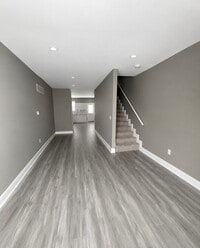 Building Photo - 3-Bedroom Townhome in Pigtown