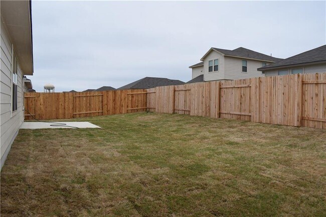 Building Photo - 1689 Woodlands Dr
