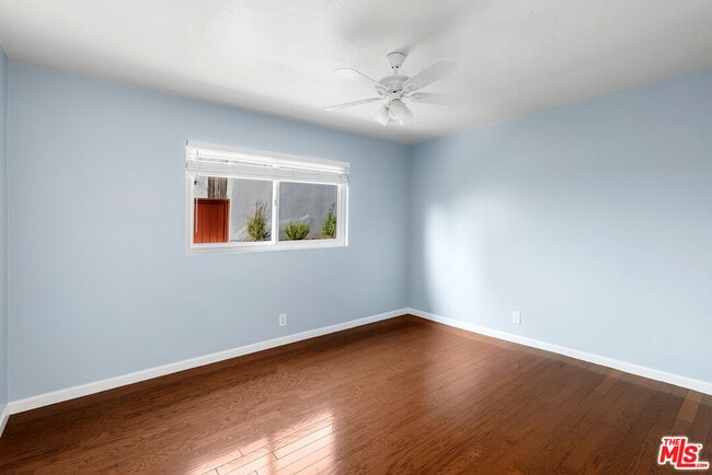 Building Photo - 3818 Seahorn Dr
