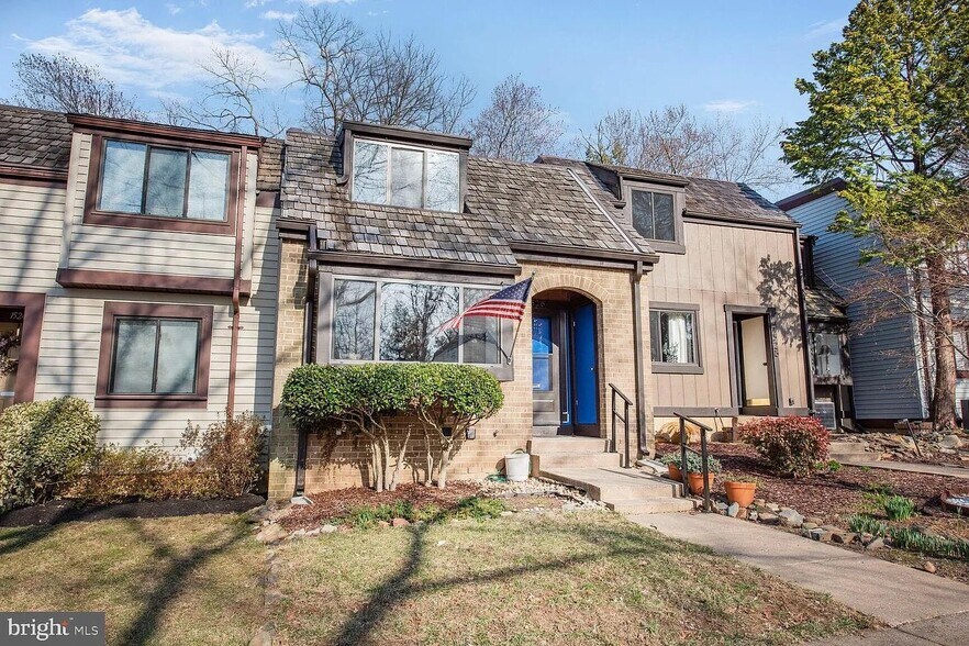 Primary Photo - 1526 Scandia Cir