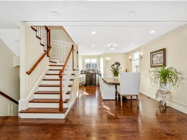 Building Photo - 50 Rowe St