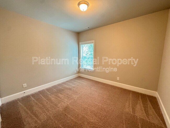 Building Photo - 5745 Banner Blvd